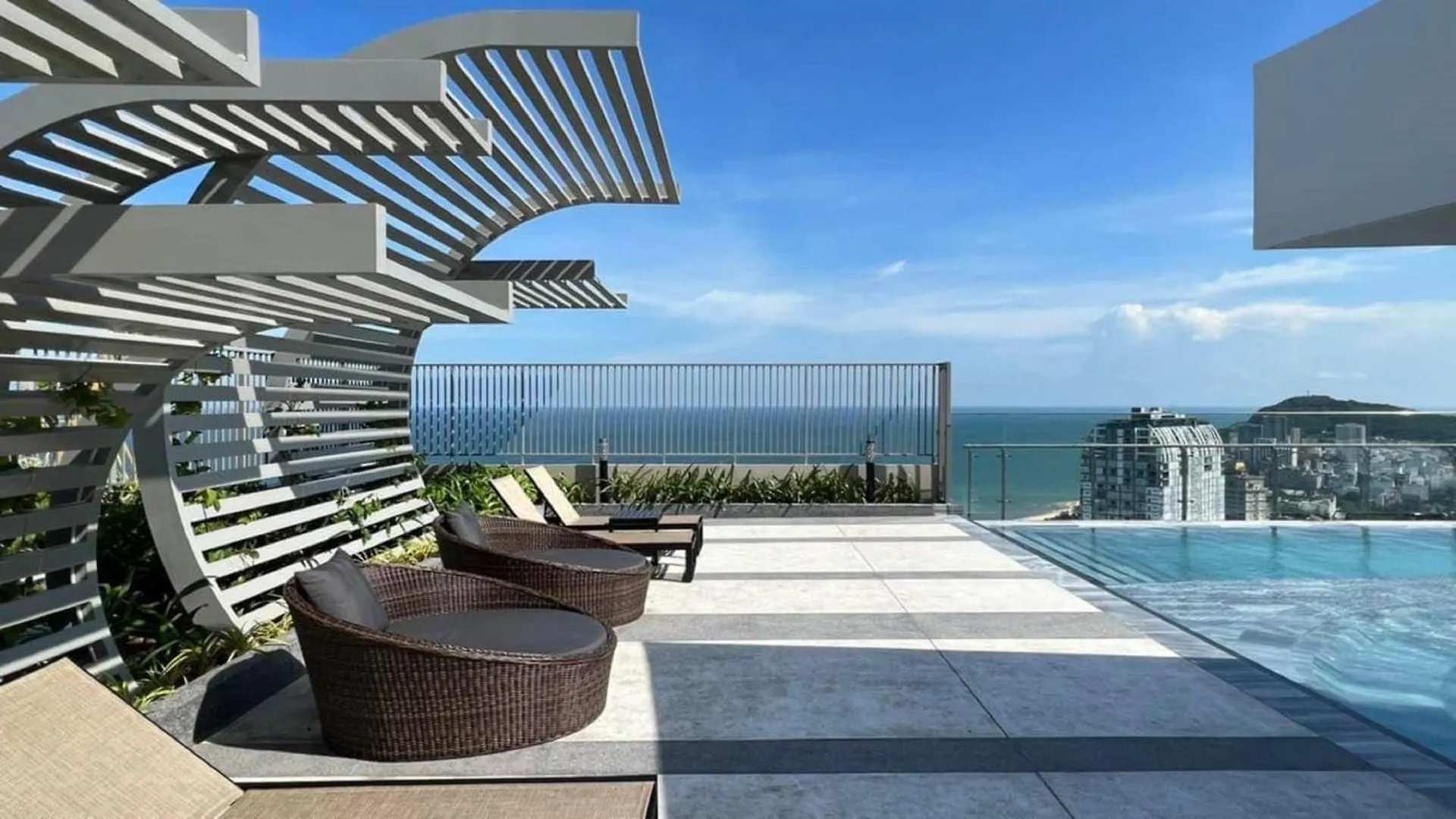 Apartment Phuong Vu Homestay- The Song Vung Tau Vietnam